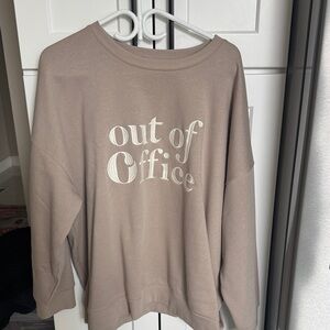 Reitmans Women's Beige Crew Neck Sweater